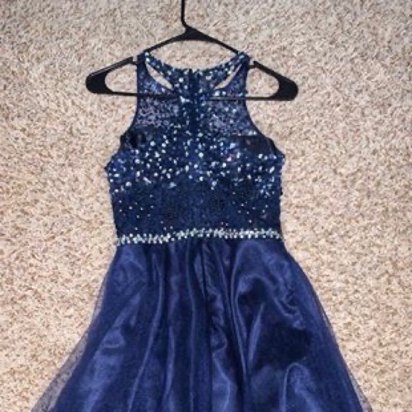 Prom/special event dress - Picture 4 of 5